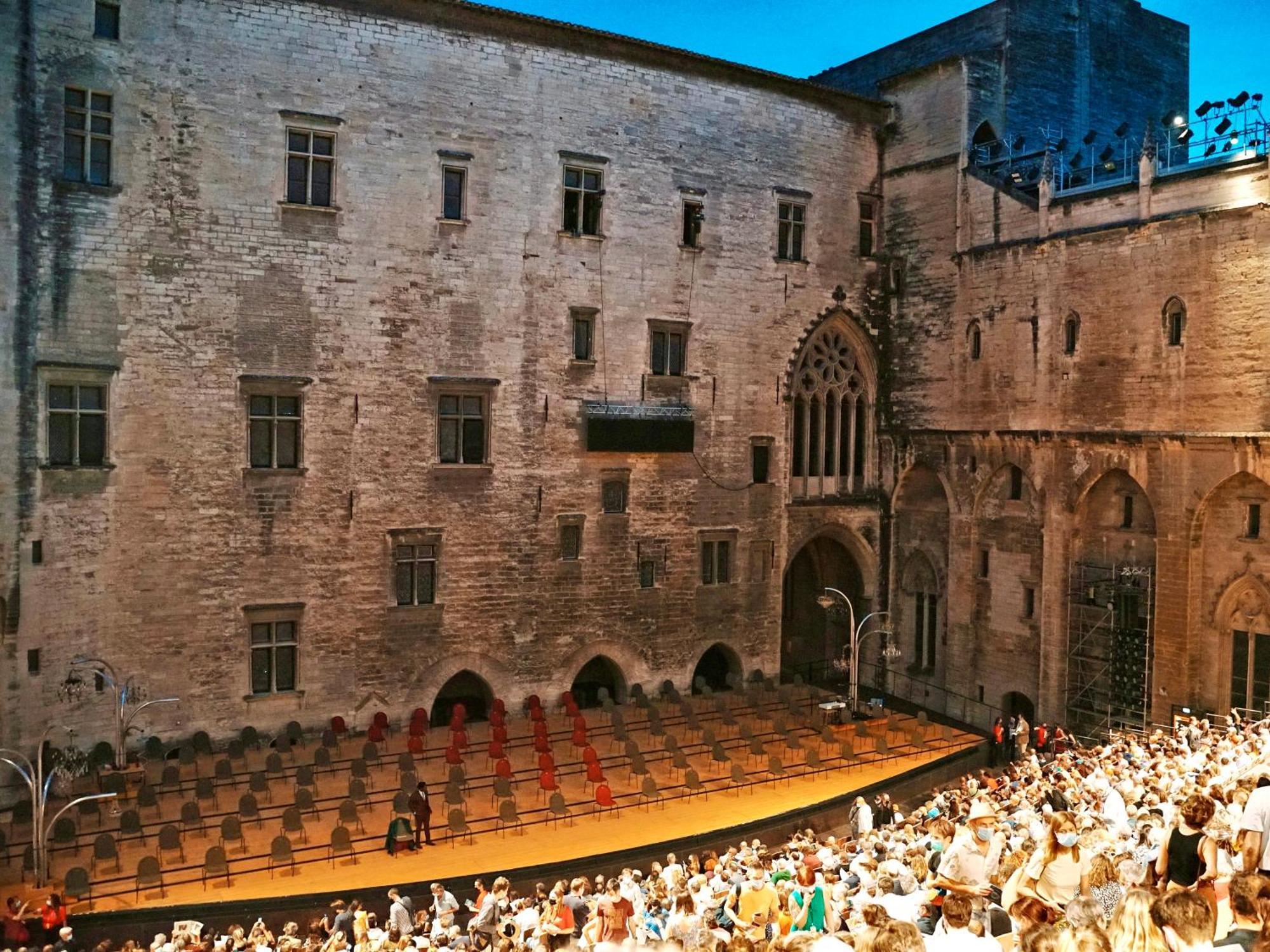 Le Petit Avignon - Chambres & Appartement A Deux Pas Du Pont D'Avignon Et Du Palais Des Papes Zewnętrze zdjęcie