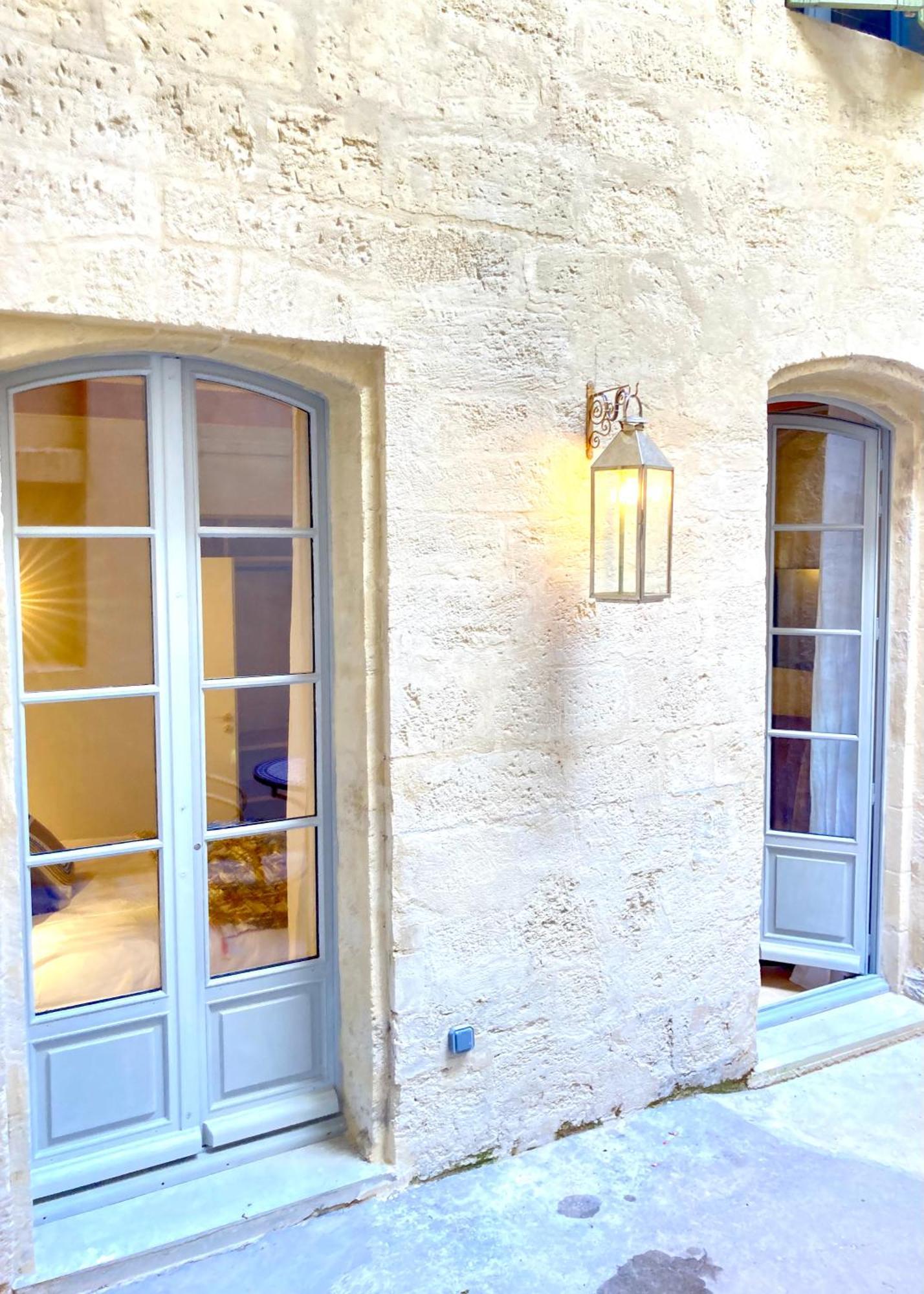Le Petit Avignon - Chambres & Appartement A Deux Pas Du Pont D'Avignon Et Du Palais Des Papes Zewnętrze zdjęcie