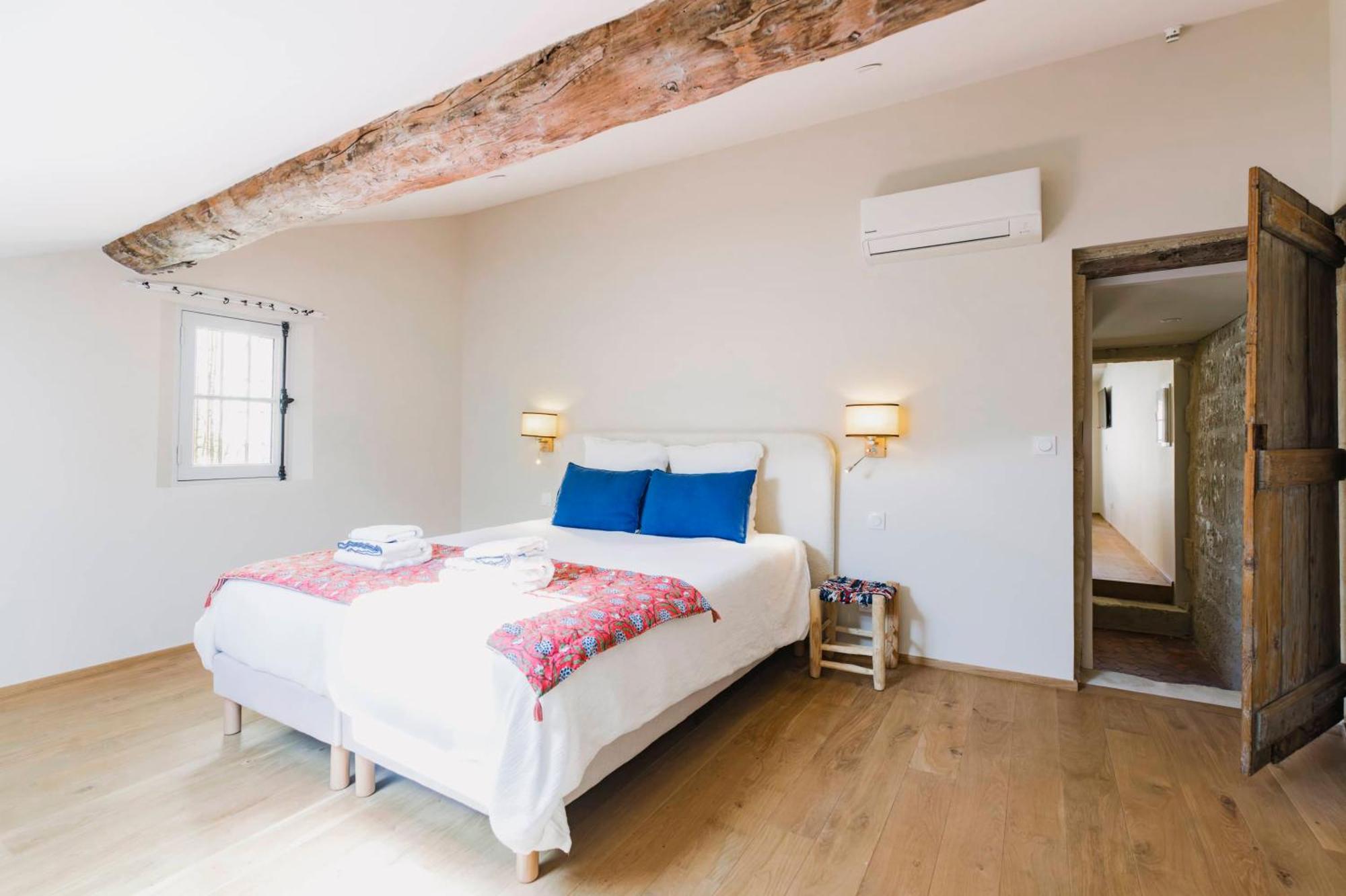 Le Petit Avignon - Chambres & Appartement A Deux Pas Du Pont D'Avignon Et Du Palais Des Papes Zewnętrze zdjęcie