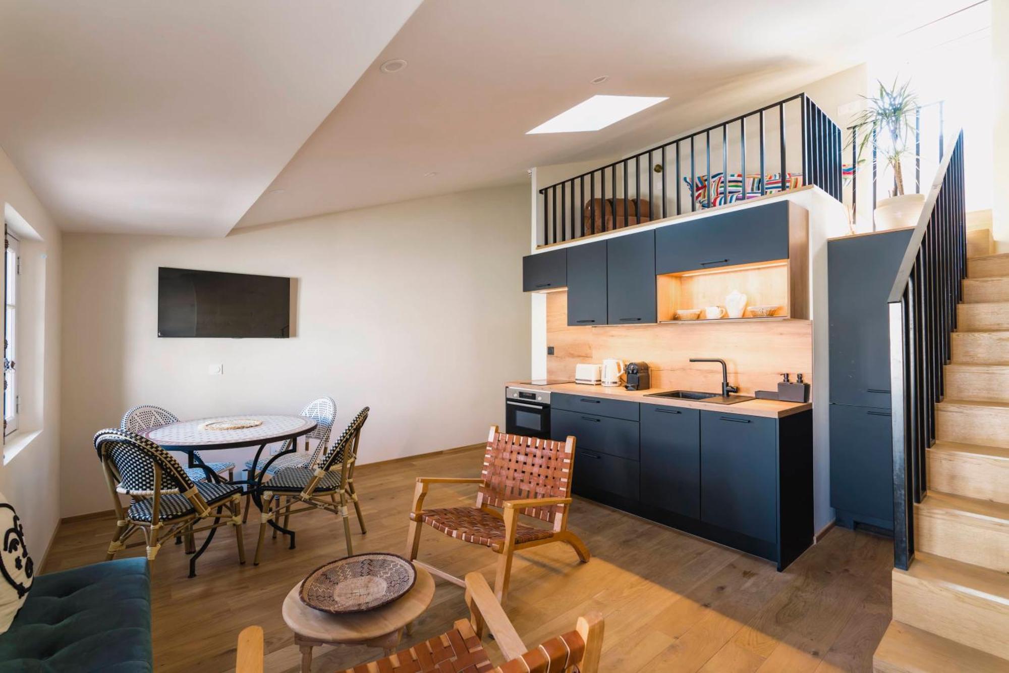 Le Petit Avignon - Chambres & Appartement A Deux Pas Du Pont D'Avignon Et Du Palais Des Papes Zewnętrze zdjęcie