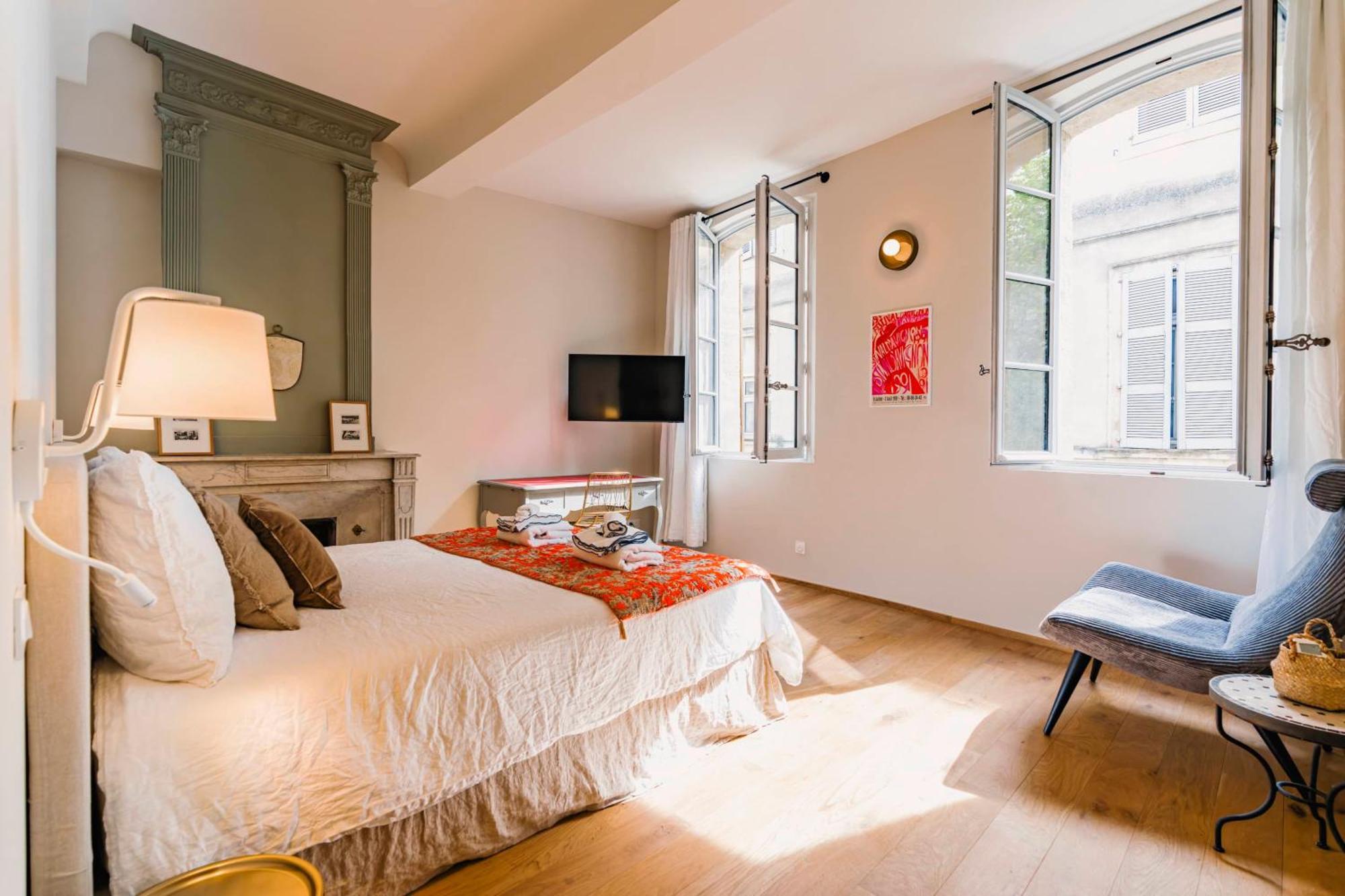 Le Petit Avignon - Chambres & Appartement A Deux Pas Du Pont D'Avignon Et Du Palais Des Papes Zewnętrze zdjęcie